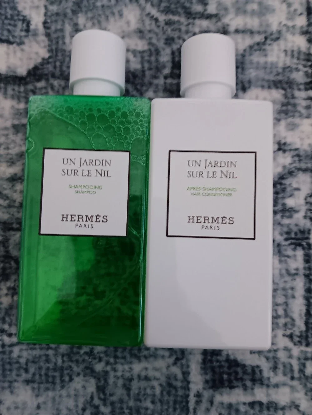 Hermes Un Jardin Sur Le Nil Green & White Shampoo and Conditioner Set 200ml.